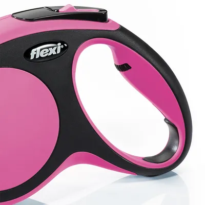Guinzaglio avvolgibile Flexi, impugnatura ergonomica in plastica visibile, colore rosa e nero, marchio Flexi ben leggibile sul lato.