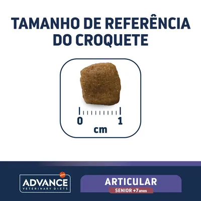Tamanho de referência do croquete Advance Veterinary Diets Articular Senior +7 anos: cerca de 1 cm, mostrado com régua métrica.