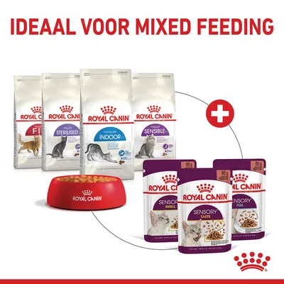 Royal Canin kattenvoer: zakken Fit, Sterilised, Indoor 27, Sensible 33 en natvoerzakjes Sensory Smell, Taste, Feel. Tekst: Ideaal voor mixed feeding.