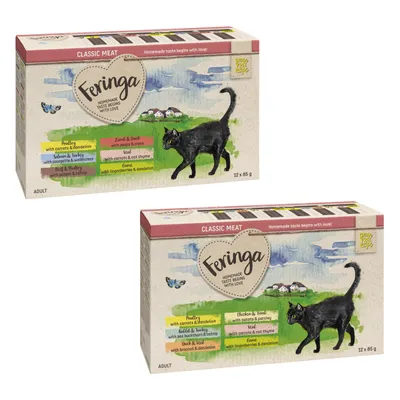 Feringa Classic Meat Adult, 12x85g. Sorten: Geflügel mit Karotten & Löwenzahn, Lamm & Ente mit Birnen & Kresse, Wild mit Karotten & Thymian, Rind & Geflügel mit Kartoffeln & Sellerie.