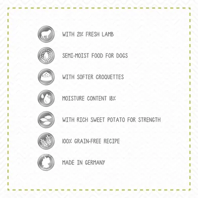 Text på engelska: With 21% fresh lamb, semi-moist food for dogs, with softer croquettes, moisture content 18%, with rich sweet potato for strength, 100% grain-free recipe, made in Germany.