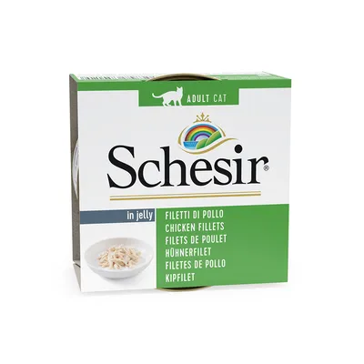 Schesir Adult Cat kyllingefilet i gelé, emballage med billede af kyllingefilet i skål. Flersproget mærkning: Filetti di Pollo, Chicken Fillets, Filets de Poulet.