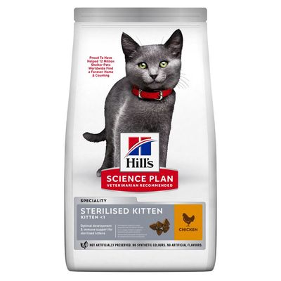 Sac Hill's Science Plan Sterilised Kitten <1 au poulet, image de chat gris, texte en anglais : optimal development & immune support for sterilised kittens, sans colorants ni arômes artificiels.