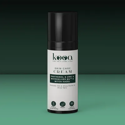 kooa Skin Care Cream met panthenol, zink, Microsilver BG™, toverhazelaar, avocado-olie, sheaboter en aloë vera. Dierproefvrij, vegan, natuurlijke ingrediënten.