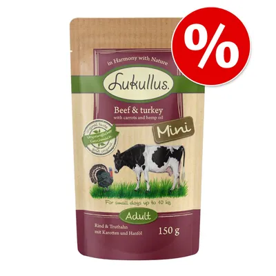 Lukullus Beef & turkey med gulerødder og hampolie, Mini Adult, 150 g. For small dogs up to 10 kg. Original taste. Rind & Truthahn mit Karotten und Hanföl. Procenttegn øverst til højre.