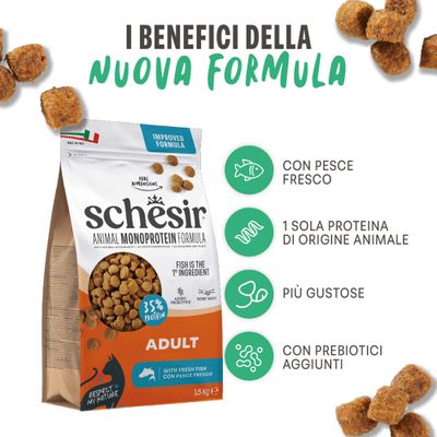 Schesir Animal Monoprotein Formula Adult con pesce fresco, 1 sola fonte proteica, più gusto, prebiotici aggiunti. Vantaggi della confezione e del prodotto visibili.