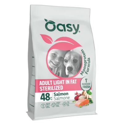 Oasy Adult Light in Fat Sterilized, Monoprotein Formula, 48% Lachs, 1st Ingredient Fresh, Abbildung von Lachs und Gemüse auf der Verpackung.