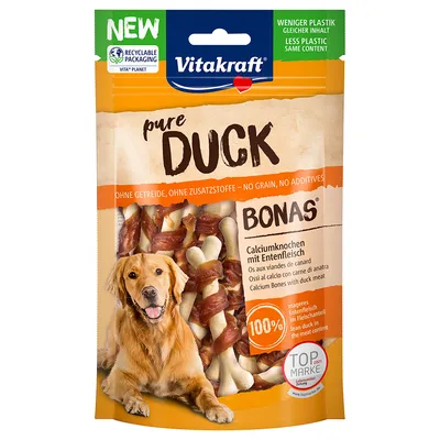 Vitakraft Pure Duck Bonas, kalcijeva kost z račjim mesom. Brez žit, brez dodatkov. Manj plastike, enaka vsebina. 100 % pusto račje meso v mesnem deležu.