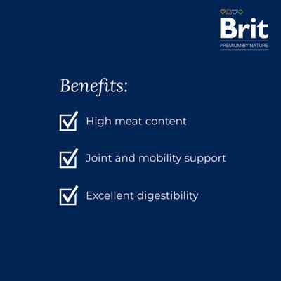 Brit Premium Sausage 95% Turkey & Peas, natuurlijke bron van collageen en omega-3, vrij van soja, gmo en conserveermiddelen, verpakking met afbeeldingen van kalkoen en erwten.