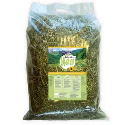 Bunny FrischGras fân, 2kg. Ambalaj cu informații despre produs: 18 ierburi naturale, uscate delicat, bogat în fibre brute. Pentru digestie sănătoasă și abraziunea dinților.