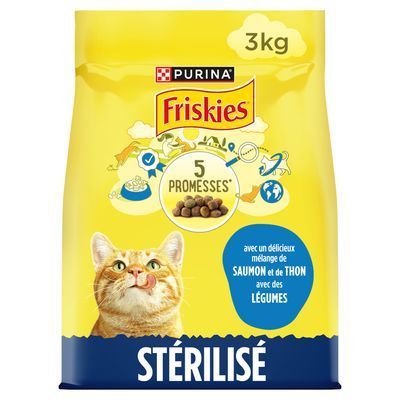 Purina Friskies Sterilisé kattenvoer, 3 kg. 5 Promesses. Met een mix van zalm en tonijn met groenten. Tekst deels in het Frans zichtbaar op de verpakking.
