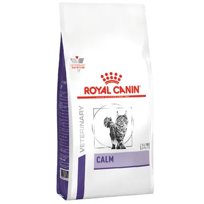 Balení krmiva pro kočky Royal Canin Veterinary Calm s obrázkem kočky a nápisy VETERINARY, CALM, S/O INDEX, VETERINARY NUTRITION.