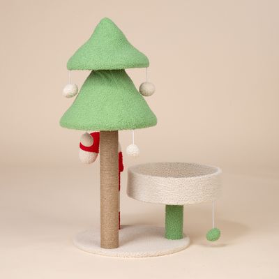 Raapimispuu puun muotoinen, vihreä kangaspäällyste, sisalrunko, roikkuvat leikkipallot ja beige makuualusta. Suunniteltu lemmikeille.