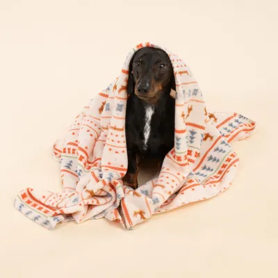 TIAKI Kuscheldecke mit nordischem Wintermuster