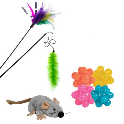 Jouets pour chat : baguettes à plumes, souris en peluche grise, balle verte à plumes et quatre balles colorées. Pastille rouge avec texte « Prix mini ».