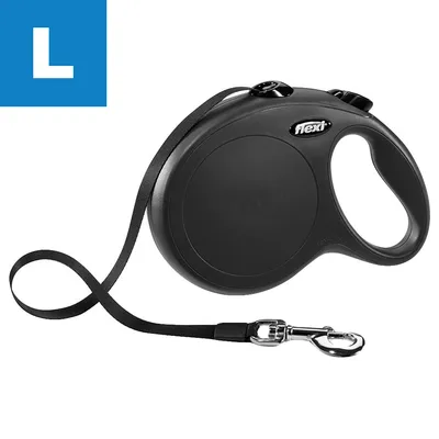Retractable lead with handle and clip, size L indicated in top left corner. Retractable lead with handle and clip, size L indicated in top left corner.