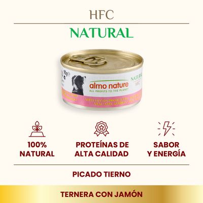 Lata de 95 g Almo Nature HFC Natural ternera con jamón. Texto visible: 100% natural, proteínas de alta calidad, sabor y energía, picado tierno, ternera con jamón.