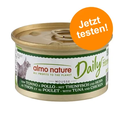 almo nature Daily mousse pour chat adulte, au thon et au poulet. Texte orange en allemand : Jetzt testen!