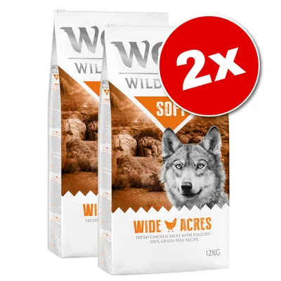 Lot de 2 sacs de croquettes WIDE ACRES, 12 kg chacun. Texte visible : Fresh chicken meat with poultry, 100% grain-free recipe.