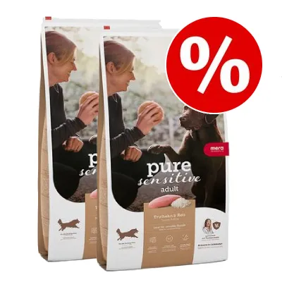 Två påsar hundfoder 'mera pure sensitive adult', smak Trutahn & Reis, med stor procent-symbol för rabatt i hörnet. Två påsar hundfoder 'mera pure sensitive adult', smak Trutahn & Reis, med stor procent-symbol för rabatt i hörnet.