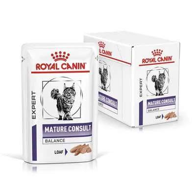 Royal Canin Expert Mature Consult Balance Loaf våtfoder för katt, synlig portionspåse och kartong med bild på katt och foderbitar. All text på engelska.