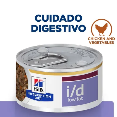 Lata de Hill's Prescription Diet i/d low fat. Texto visible: 'Cuidado digestivo'. Sello con silueta de pollo y texto en inglés: 'Chicken and vegetables'.