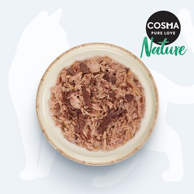 Cosma Pure Love Nature. Schüssel mit zerkleinertem Fleisch, natürliche Zutaten sichtbar.