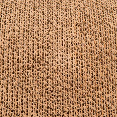 Nahaufnahme von Wellpappe-Material, braun und strukturiert.