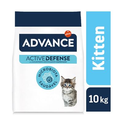 Saco de 10 kg de ração Advance Active Defense Kitten, com texto: 'com nucleotídeos cientificamente comprovados', 'Microbiota Saudável' e imagem de um gatinho.