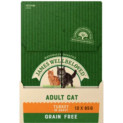 James Wellbeloved Adult Cat, Turkey in Gravy, 12 x 85 g, Grain Free, Naturally Healthy, Hypoallergenic. Na slici su dvije mačke ispred pakiranja.
