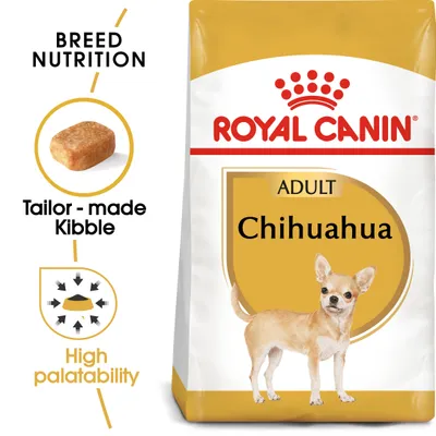 Συσκευασία Royal Canin Adult Chihuahua, εικόνα σκύλου Chihuahua, κροκέτα, αγγλικά κείμενα: Breed Nutrition, Tailor-made Kibble, High palatability.