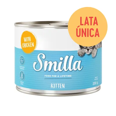 Lata de comida para gatitos Smilla, 200 g. Texto visible: WITH CHICKEN, CONTAINS TAURINE, GRAIN-FREE, FOOD FOR A LIFETIME, KITTEN, Made in Germany. Etiqueta: LATA ÚNICA. Lata de comida para gatitos Smilla, 200 g. Texto visible: WITH CHICKEN, CONTAINS TAURINE, GRAIN-FREE, FOOD FOR A LIFETIME, KITTEN, Made in Germany. Etiqueta: LATA ÚNICA.