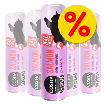 COSMA PURE LOVE SNACKIES XXL PIECES SALMON, gently freeze-dried, 100% pure fish -kissanherkkupakkauksia, keltainen alennusmerkki näkyvissä