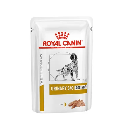 ROYAL CANIN VETERINARY URINARY S/O AGEING 7+ LOAF pouch with dog illustration and food pieces shown on front. Visible text: HEALTH NUTRITION SINCE 1968.