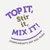 Текстово изображение: TOP IT, Stir it, MIX IT! Добавка към суха храна за кучета.