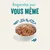 Regardez par VOUS MÊME. Bol blanc rempli de pâtée pour animaux, morceaux visibles de viande et légumes.