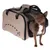 Sac de transport beige Tiaki avec un petit chien marron à poitrail blanc sortant par l’ouverture zippée, aérations visibles sur le côté et poignées noires en tissu.