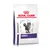 Confezione di crocchette Royal Canin Expert per gatti, testo visibile: ADULT, immagine di un gatto sul fronte della confezione. Confezione di crocchette Royal Canin Expert per gatti, testo visibile: ADULT, immagine di un gatto sul fronte della confezione.