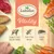 Lukullus Vitality, Support Dog’s Special Needs, Grain-Free Recipe, Single Meat. Zobrazené mäso, losos, kuracie, zemiaky, hrášok, mrkva, brokolica. Text v angličtine.