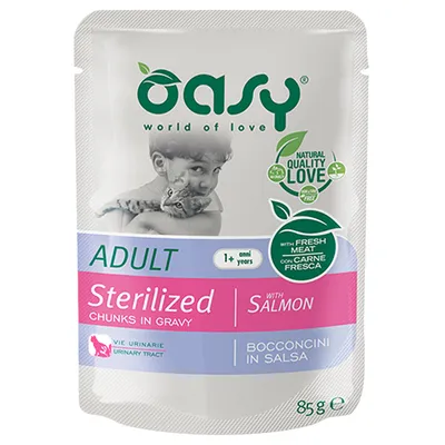 Oasy Adult Sterilized con salmone, bocconcini in salsa. Per gatti sterilizzati da 1 anno. Con carne fresca. Supporta le vie urinarie. Confezione: 85g.