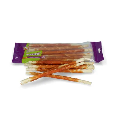 Graaaf Premium Quality λιχουδιές μάσησης, στριφτά sticks με πορτοκαλί επικάλυψη, συσκευασία και μεμονωμένες λιχουδιές ορατές.