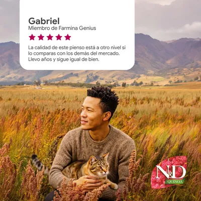 Valoración de Gabriel, miembro de Farmina Genius: 5 estrellas. Según el texto, la calidad de este alimento es mejor que la de otras marcas y se mantiene constantemente buena desde hace años. Logo de N&D Quinoa visible.