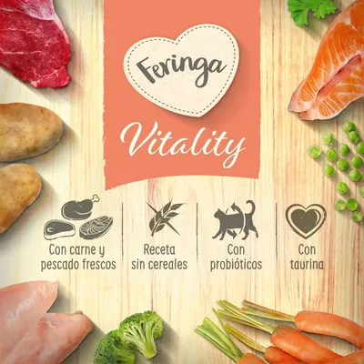 Feringa Vitality. Con carne y pescado frescos, receta sin cereales, con probióticos, con taurina. Ingredientes visibles: carne, salmón, pollo, patata, brócoli, zanahoria, guisantes.