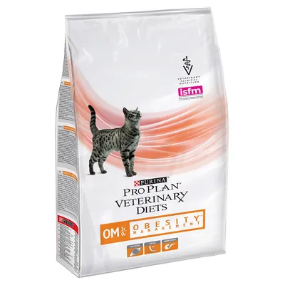 Purina Pro Plan Veterinary Diets OM Obesity Management -kuivaruokapakkaus kissoille, näkyvissä ISFM-merkki ja tuotetiedot englanniksi.