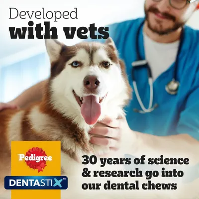 Developed with vets. 30 years of science and research go into our dental chews. Pedigree Dentastix.