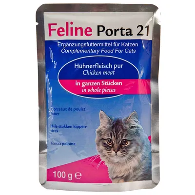 Feline Porta 21 kiegészítő macskaeledel, csirkehús egész darabokban, 100 g, tasakos kiszerelés, macskafej képpel a csomagoláson. Látható angol és német feliratok.