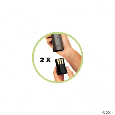 2 batteries amovibles tenues en main, compatibles avec tondeuse Moser, contacts métalliques visibles, texte « 2x » à gauche de l’image.