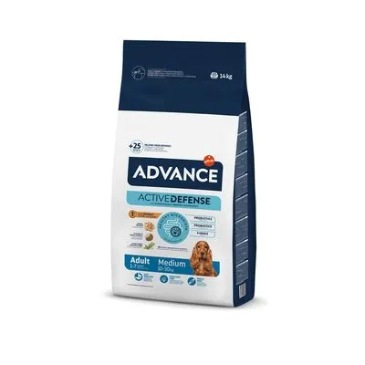 Zak Advance Active Defense Adult Medium hondenvoer, 14 kg. Tekst op verpakking: prebiotica, probiotica, forte. Afbeelding van een hond en voedingspictogrammen zichtbaar.