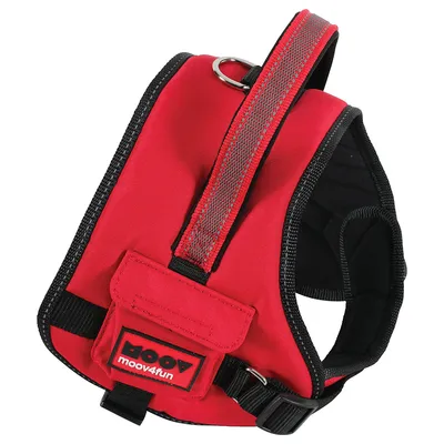 Rotes Hundegeschirr mit schwarzem Rand, reflektierendem Streifen und Metallring. Marke: moov4fun.