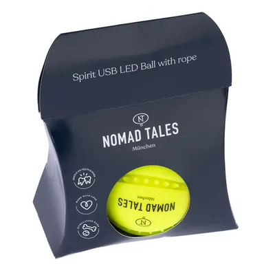 Nomad Tales Spirit USB LED-bold med reb, München. Emballagen viser en gul bold og symboler: tandpleje, fremstillet med kærlighed, stimulerende leg.